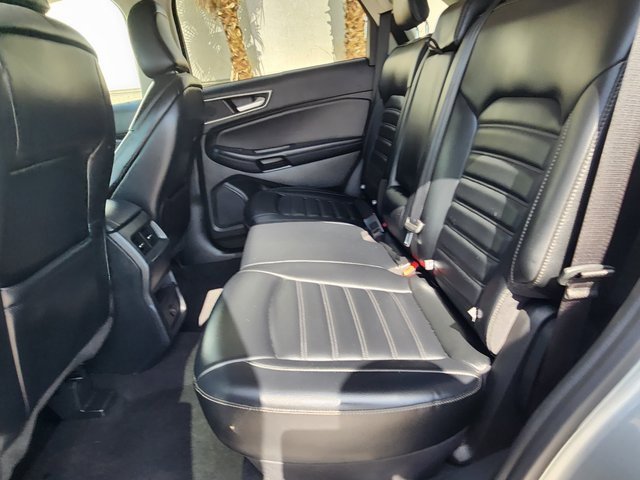 Used 2023 Ford Edge SEL image 13