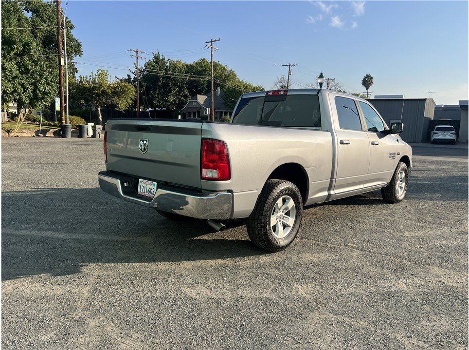 Used 2019 RAM 1500 Classic SLT RWD image 6