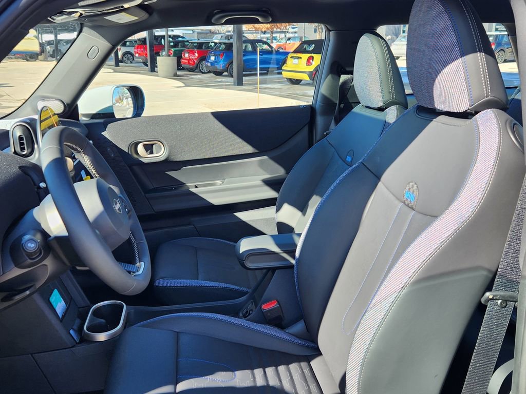 New 2026 MINI Cooper 2-Door Hardtop image 10