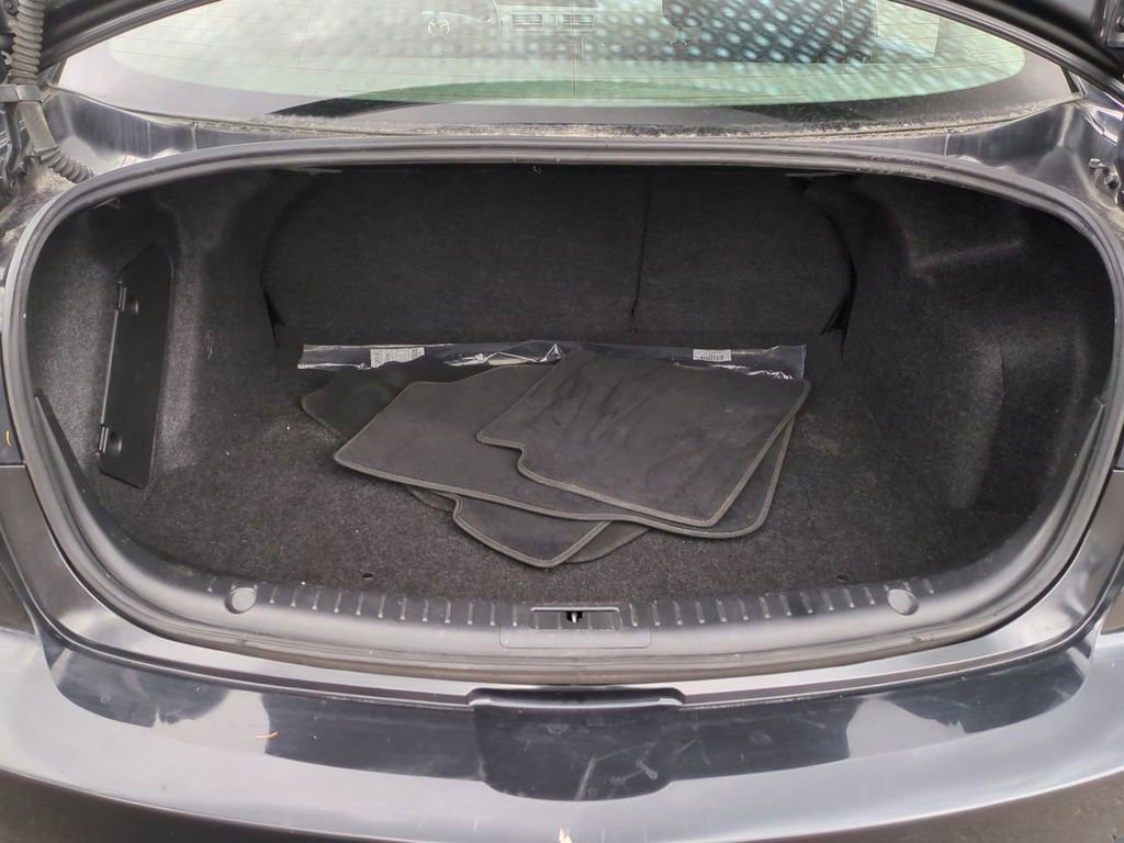 Used 2010 MAZDA MAZDA3 i Touring FWD image 23
