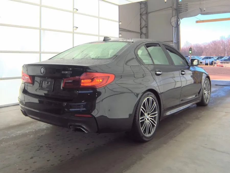 Used 2017 BMW 530i xDrive w/ M Sport Package AWD/4WD image 2