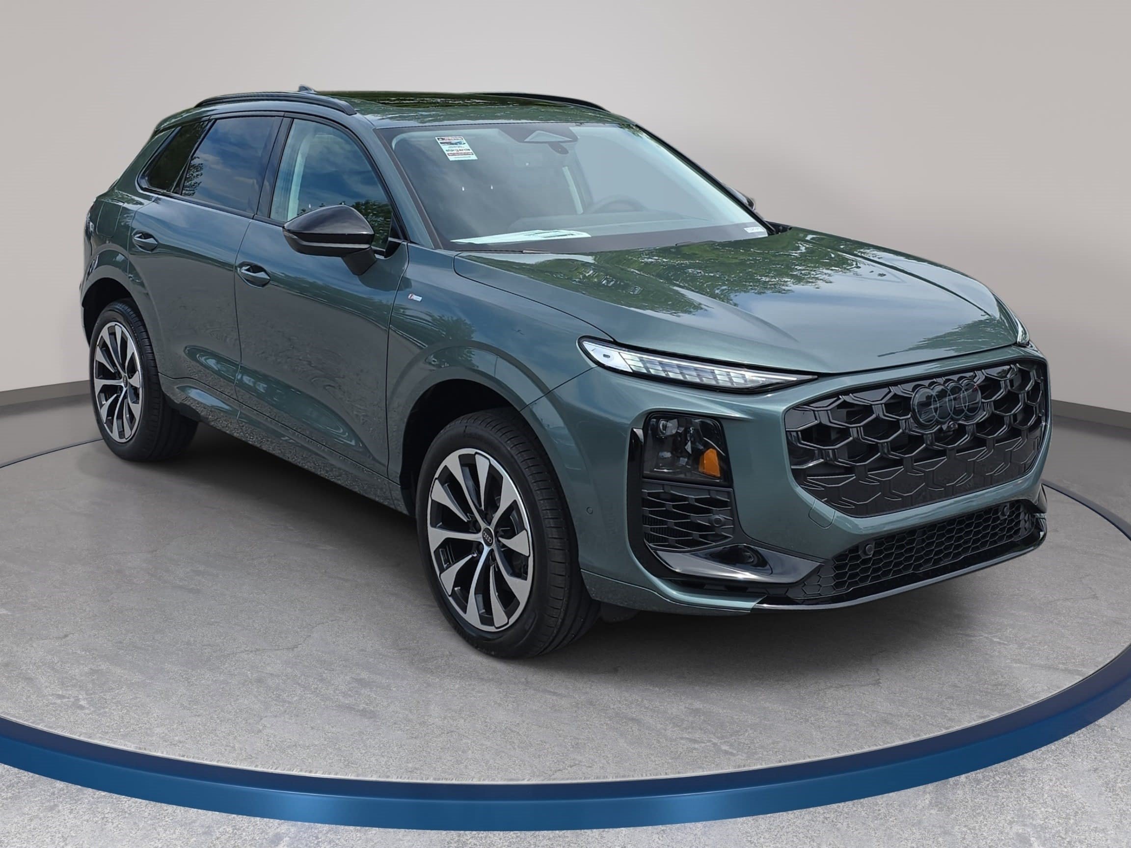 New 2026 Audi Q3 quattro 2.0T AWD/4WD image 3