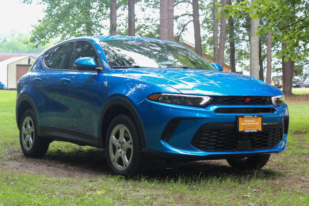 Certified 2024 Dodge Hornet GT image 1