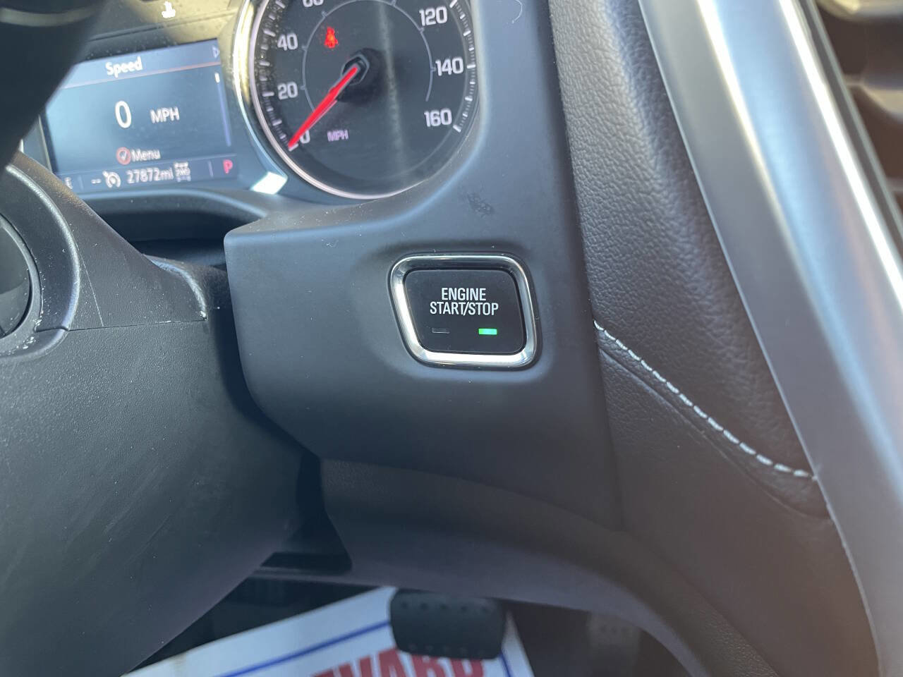 Used 2023 GMC Acadia SLT w/ Preferred Package image 23