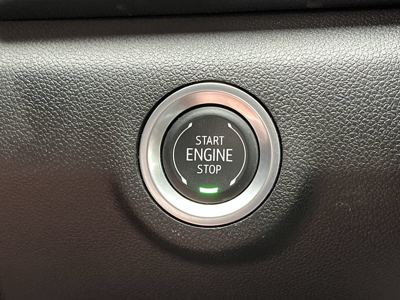 Certified 2025 GMC Terrain Elevation AWD/4WD image 20
