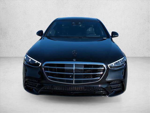 Used 2023 Mercedes-Benz S 580 4MATIC Sedan image 2