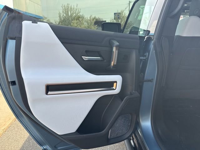 Used 2024 GMC Hummer EV 3X w/ Omega Edition AWD/4WD image 14