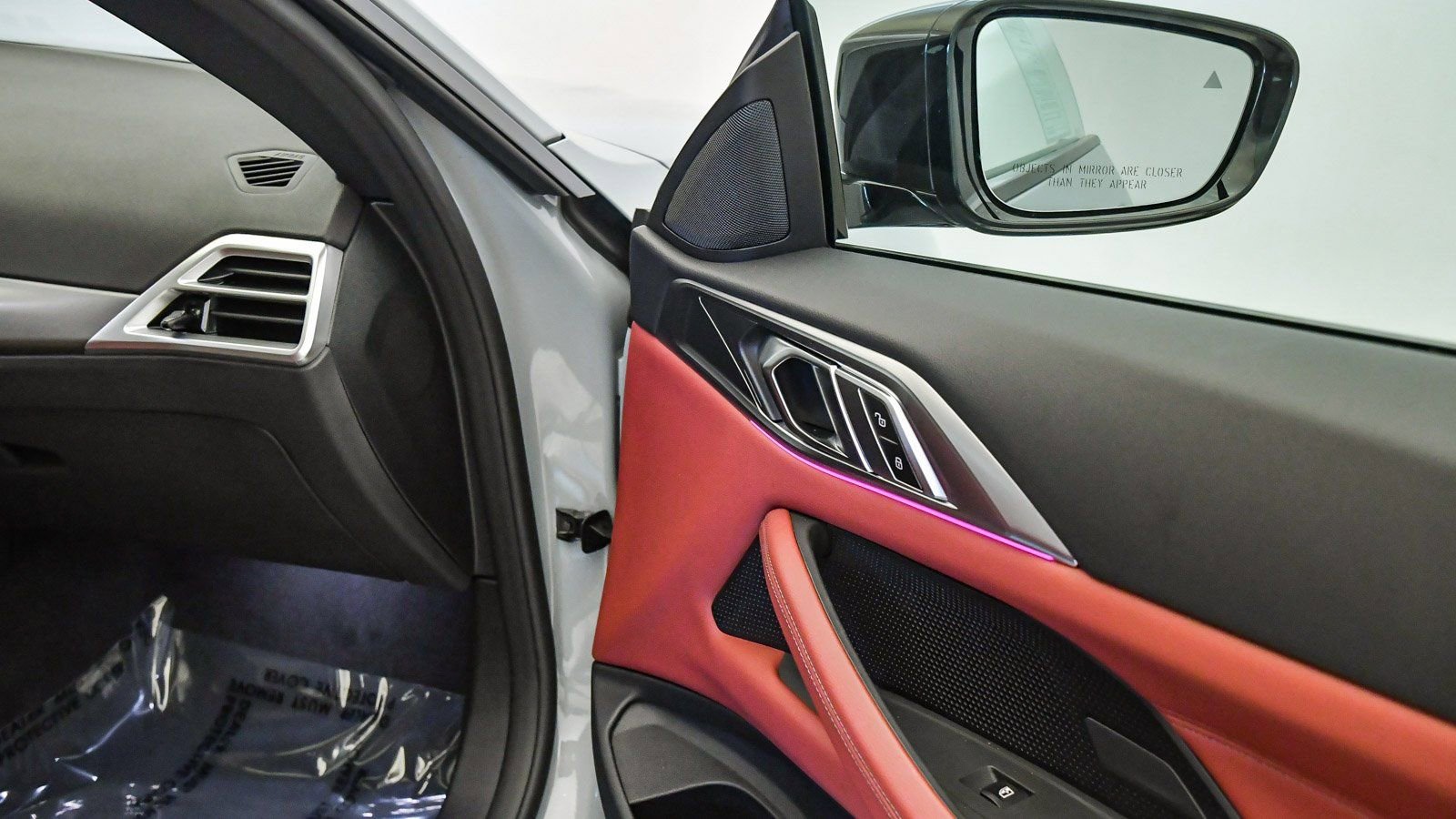 Used 2025 BMW 430i Coupe w/ M Sport Package image 19