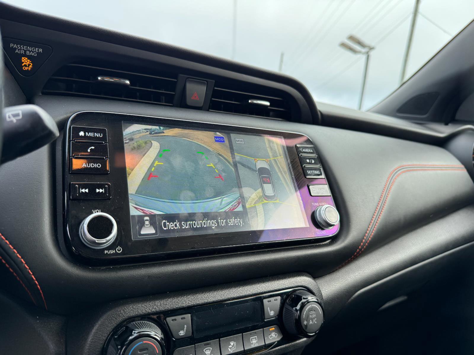 Used 2021 Nissan Kicks SR w/ SR Premium Package image 18