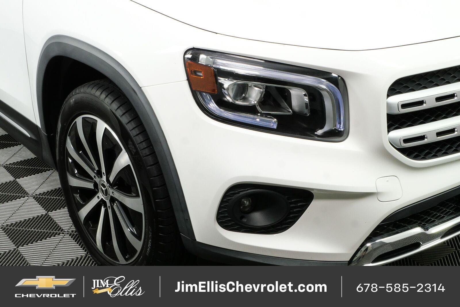 Used 2022 Mercedes-Benz GLB 250 w/ Premium Package Lite image 35