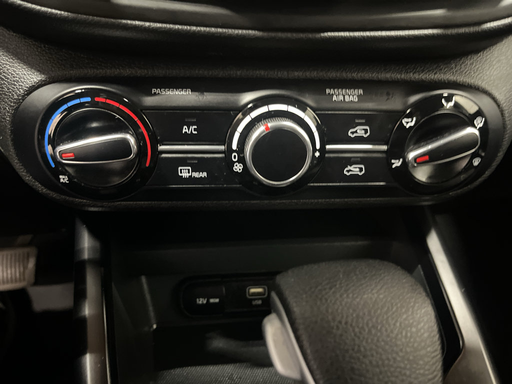 Used 2023 Kia Soul LX FWD image 34