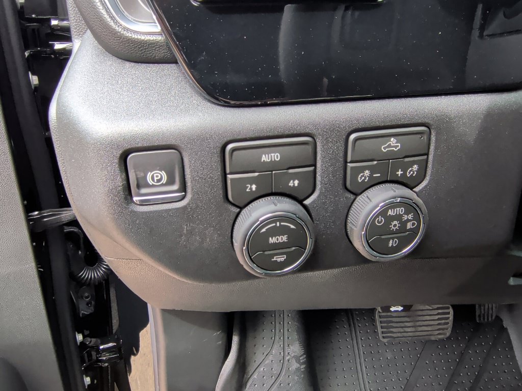 New 2026 Chevrolet Silverado 1500 RST w/ RST Select Package AWD/4WD image 15