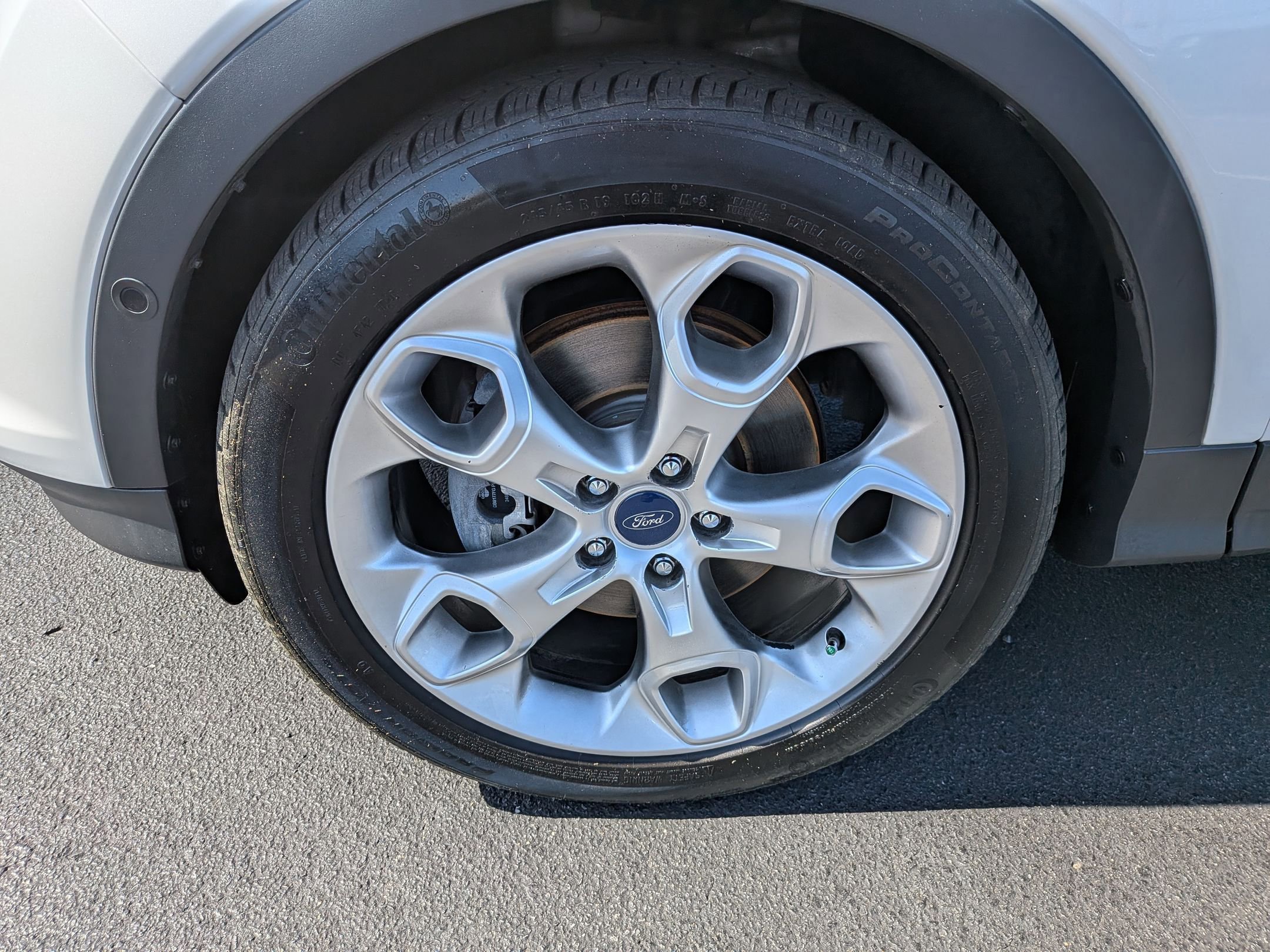 Used 2016 Ford Escape Titanium w/ Equipment Group 301A FWD image 8