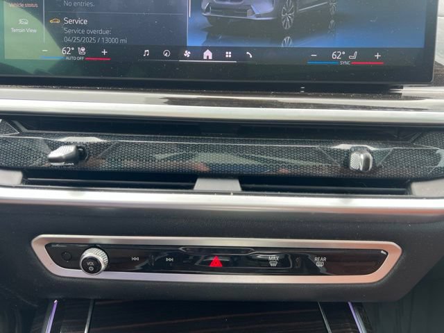 Used 2024 BMW X7 xDrive40i w/ Premium Package AWD/4WD image 31