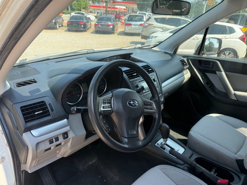 Used 2015 Subaru Forester 2.5i Premium w/ All-Weather Package AWD/4WD image 13