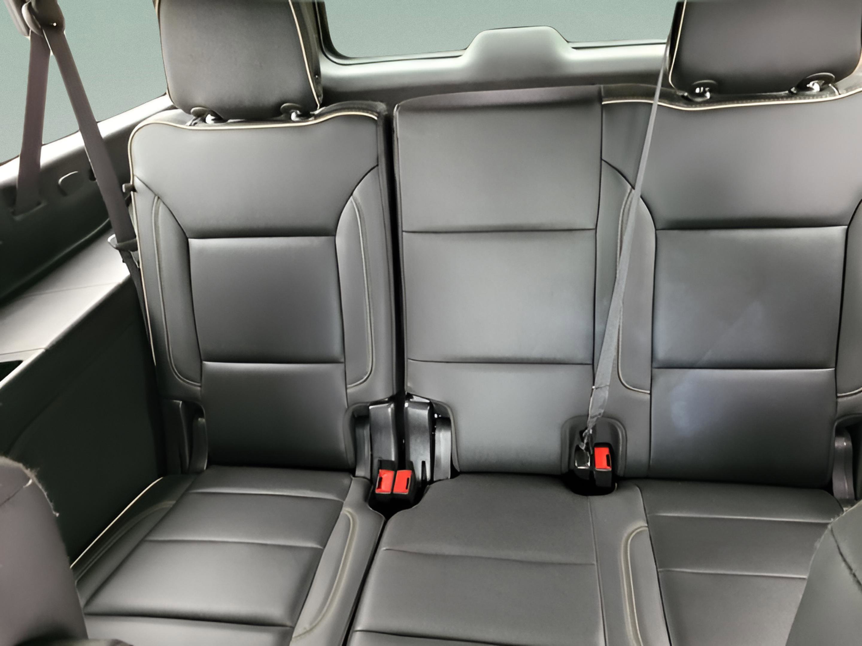 Used 2022 GMC Yukon XL SLT image 35