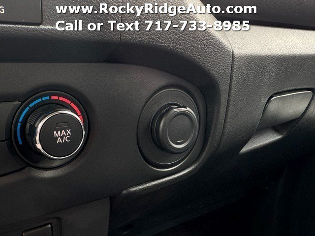 Used 2023 Nissan Frontier SV w/ Tow Package AWD/4WD image 18