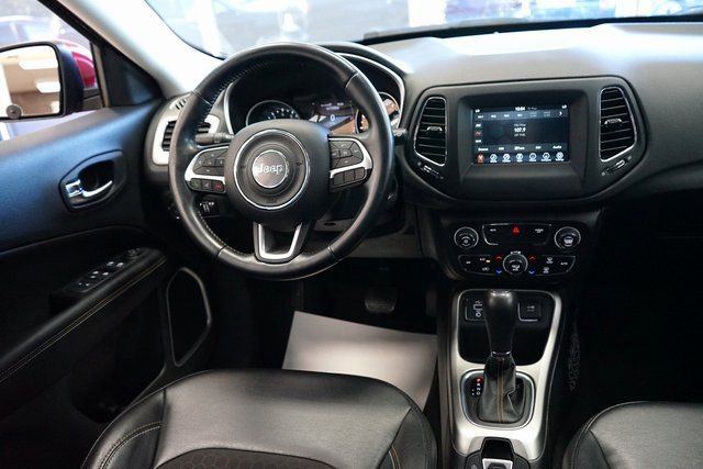Used 2021 Jeep Compass Latitude image 9