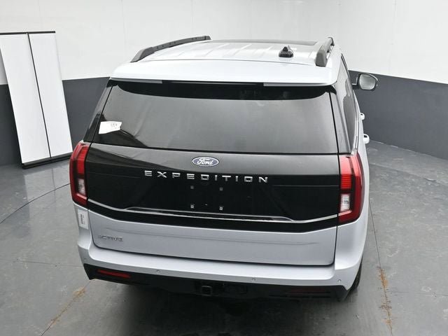 New 2026 Ford Expedition Active AWD/4WD image 23