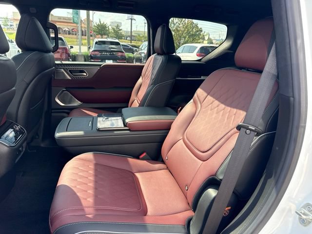 Used 2026 INFINITI QX80 Autograph w/ Premium Cargo Package AWD/4WD image 8