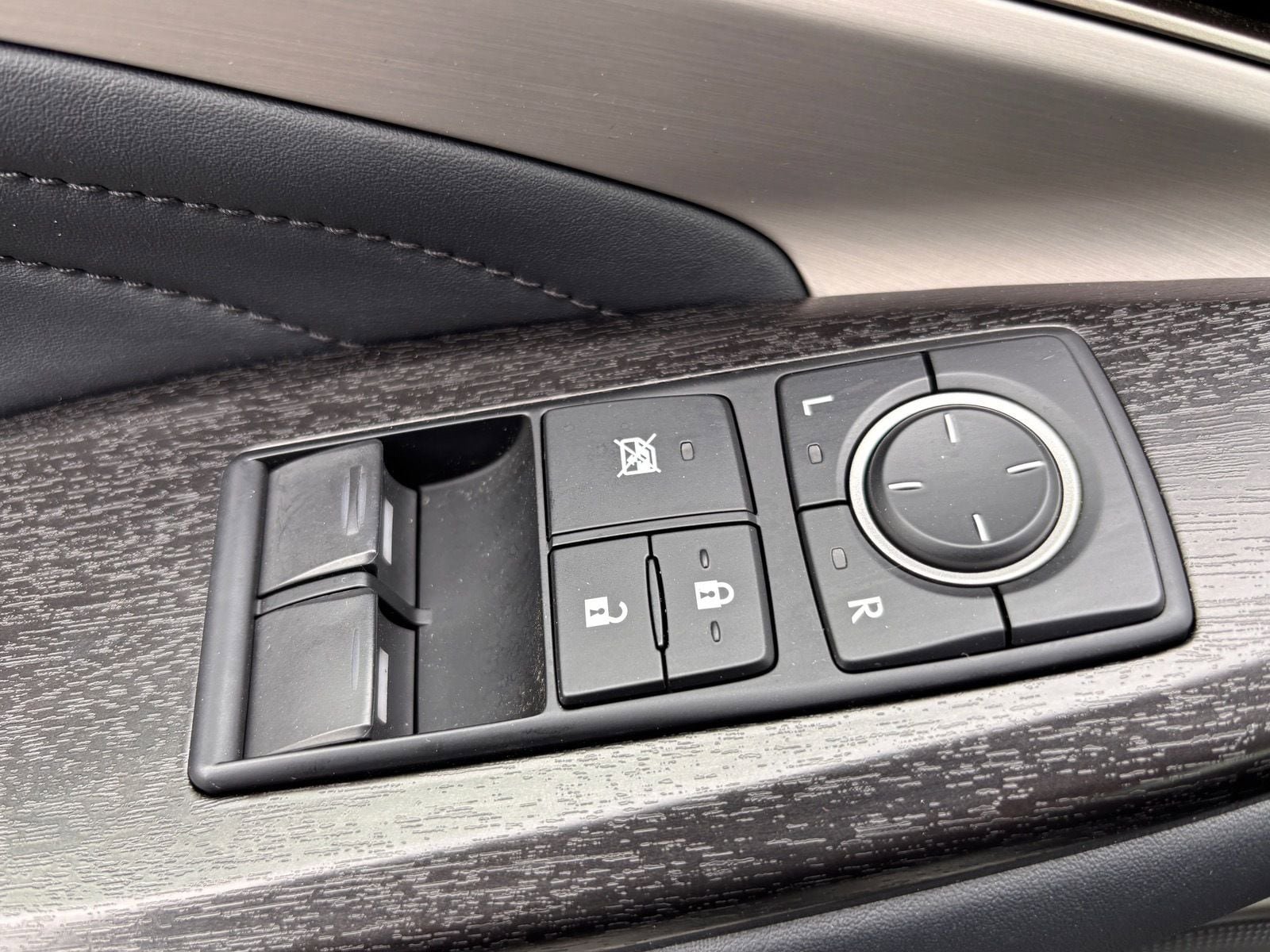 Used 2018 Lexus RC 350 RWD image 21