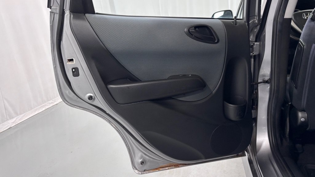 Used 2008 Honda Fit Sport image 23