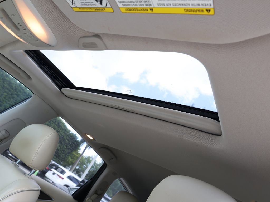 Used 2019 INFINITI QX60 Luxe w/ Essential Package FWD image 18