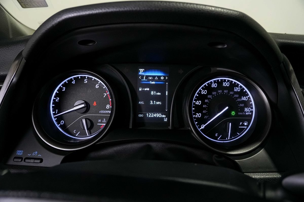 Used 2021 Toyota Camry SE FWD image 14