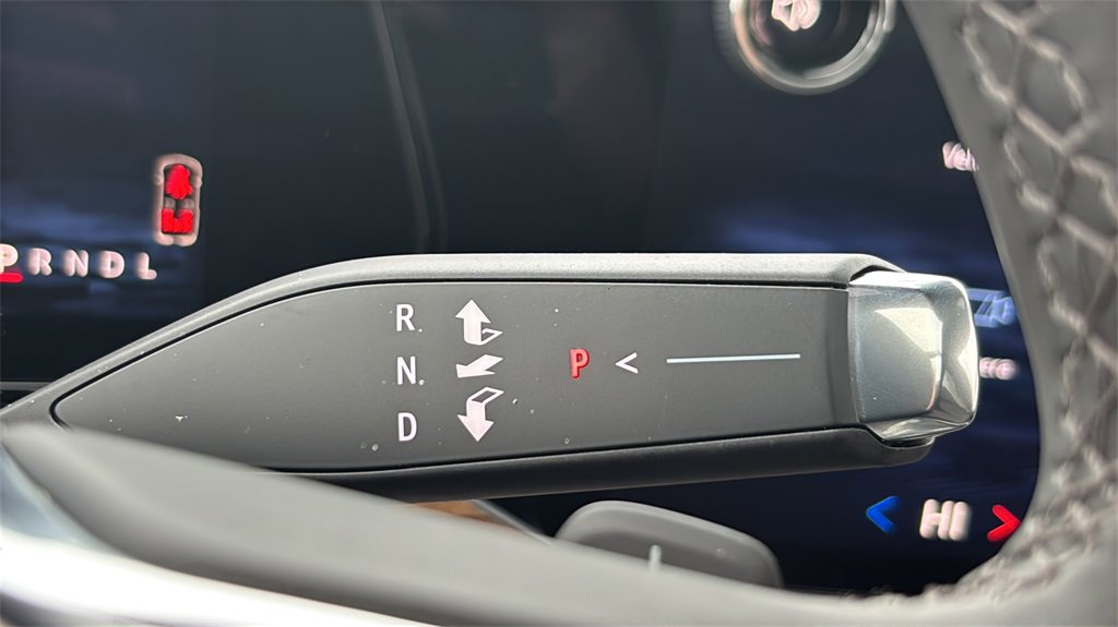 Used 2025 Chevrolet Tahoe High Country w/ Sun And Tow Package image 24