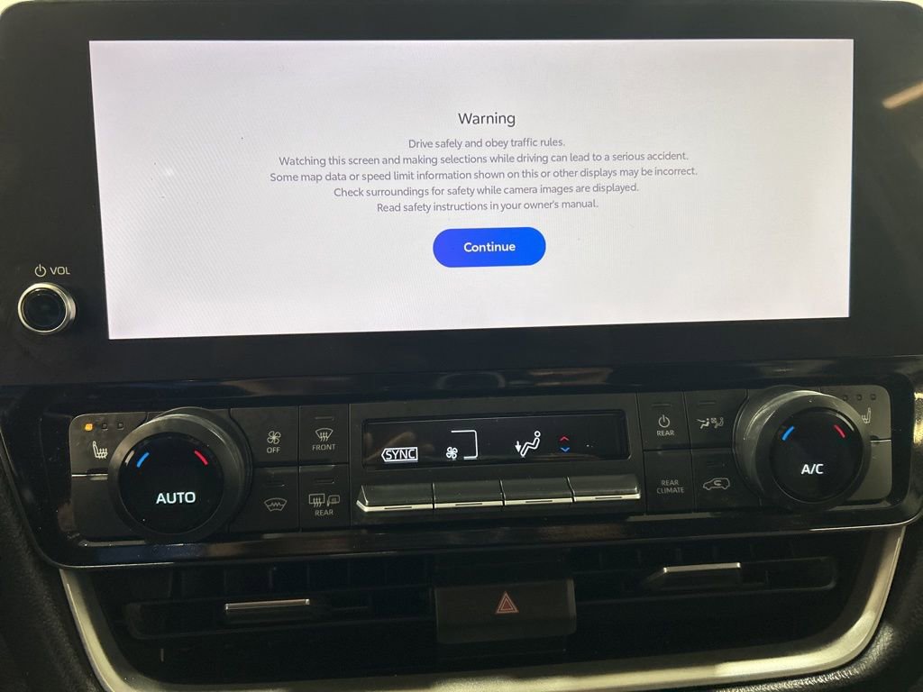 Used 2025 Toyota Grand Highlander AWD image 26