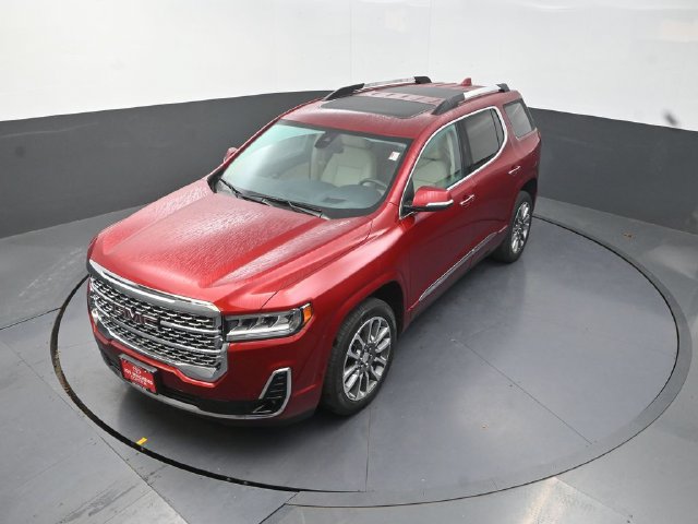 Used 2021 GMC Acadia Denali w/ Denali Ultimate Package AWD/4WD image 25