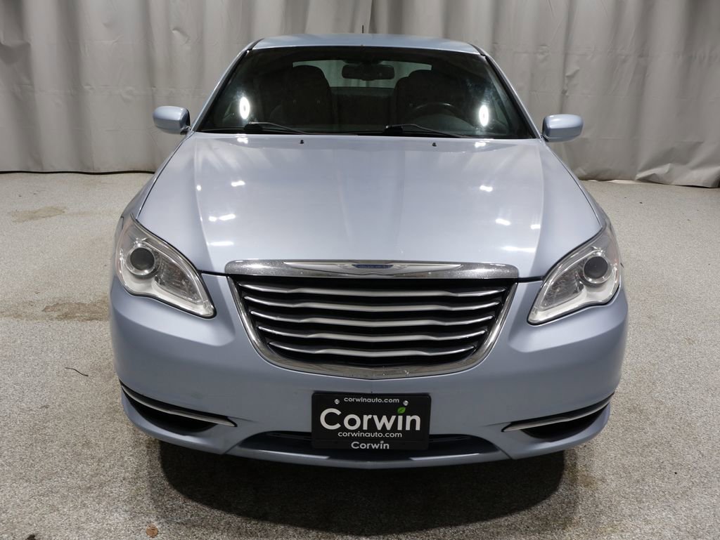 Used 2013 Chrysler 200 Touring w/ S Exterior Appearance Pkg image 7