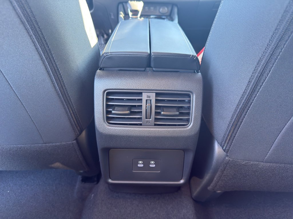 New 2026 Nissan Rogue SV image 31