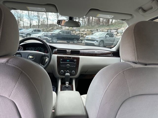 Used 2014 Chevrolet Impala Limited LS image 21
