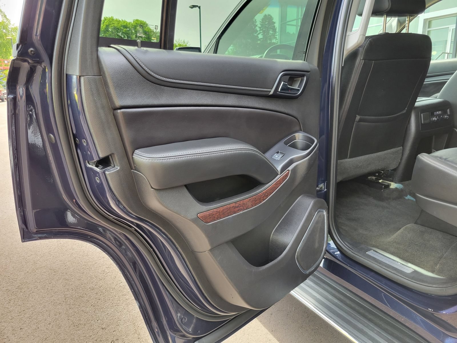 Used 2018 GMC Yukon SLT AWD/4WD image 20