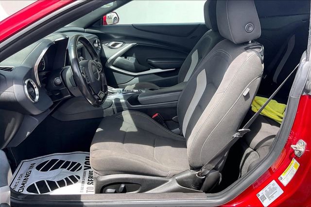 Used 2023 Chevrolet Camaro LT image 23