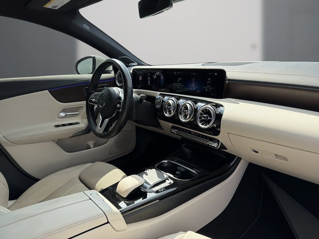 Used 2022 Mercedes-Benz CLA 250 4MATIC image 15