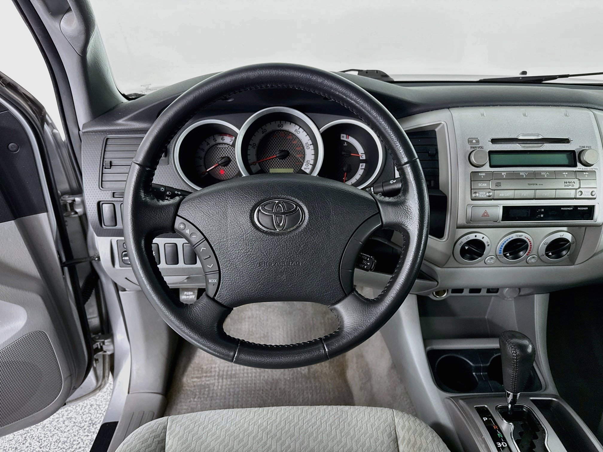Used 2011 Toyota Tacoma 2WD Access Cab w/ SR5 Pkg #2 image 19