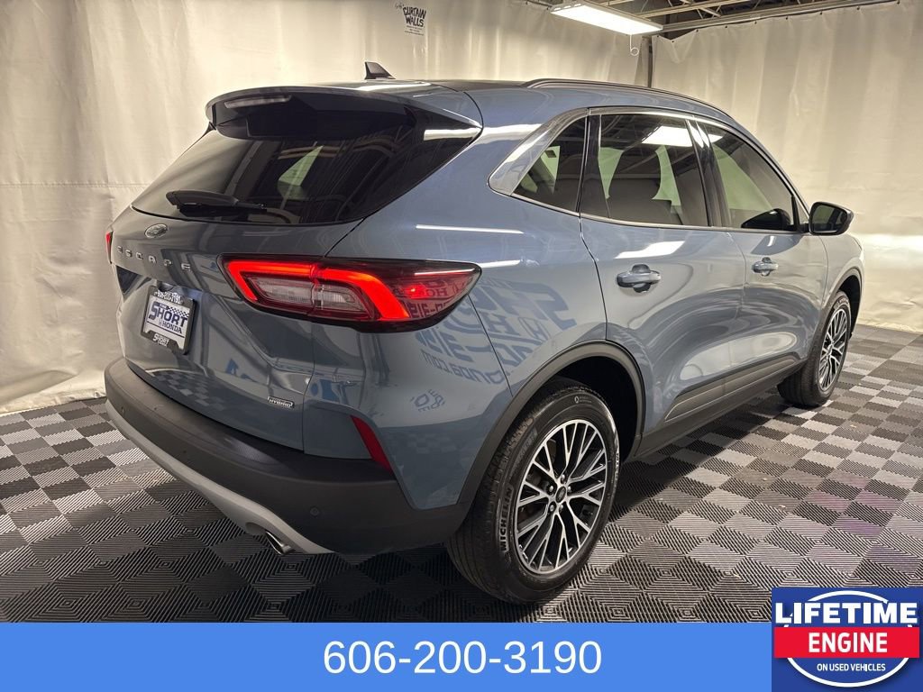 Used 2024 Ford Escape SE image 7
