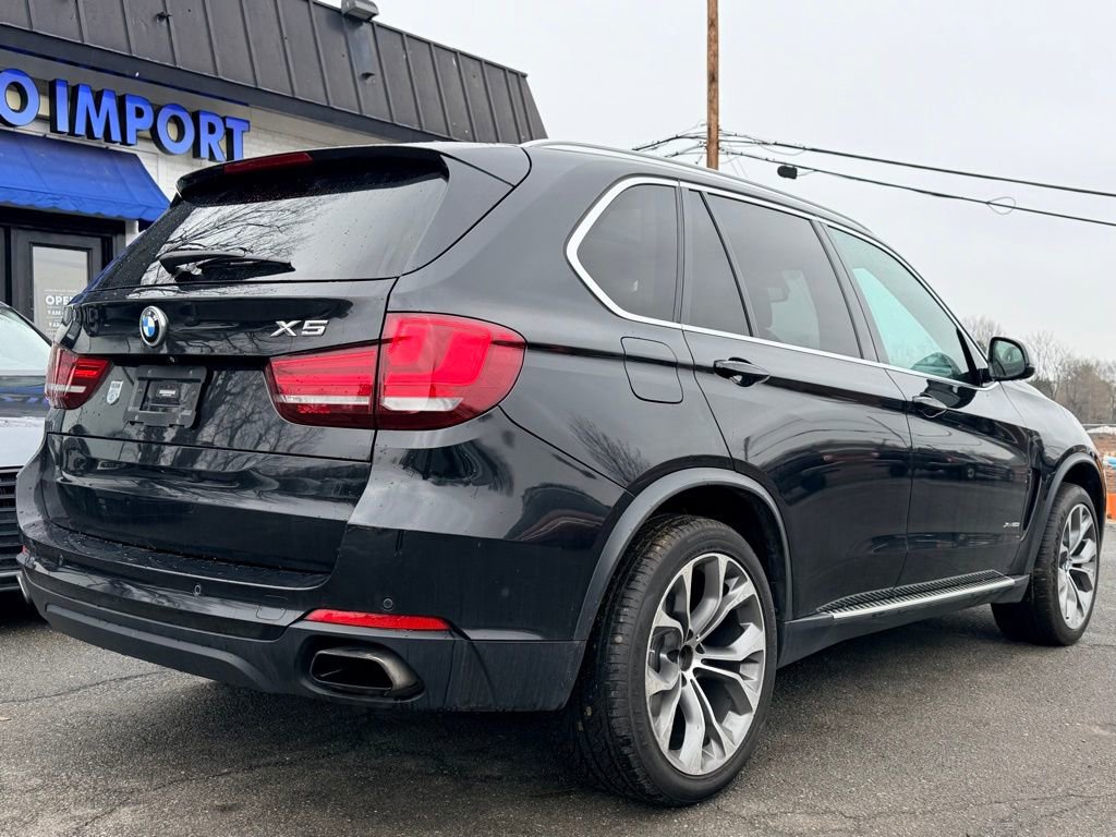 Used 2016 BMW X5 xDrive50i image 3