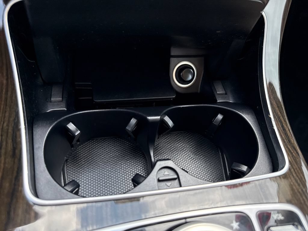 Used 2016 Mercedes-Benz C 300 4MATIC Sedan image 30