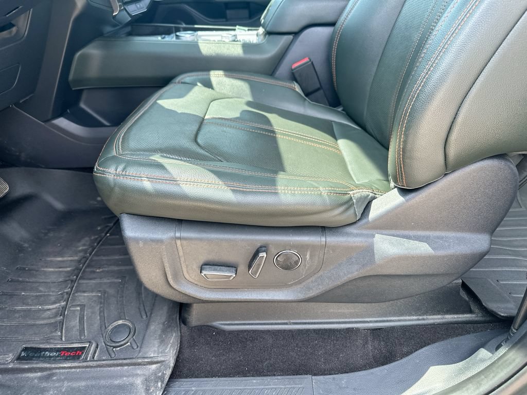 Used 2022 Ford Expedition Timberline AWD/4WD image 9
