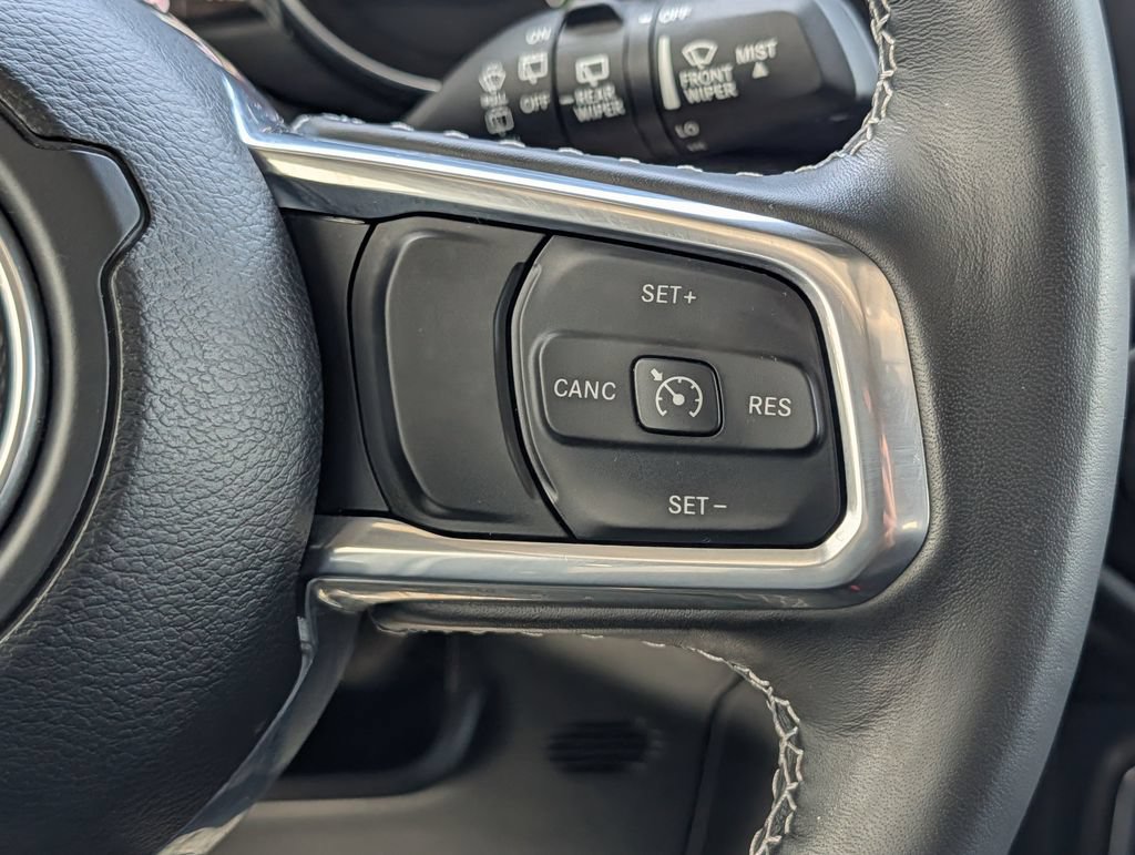 Used 2023 Jeep Wrangler Unlimited Sahara w/ Cold Weather Group AWD/4WD image 24
