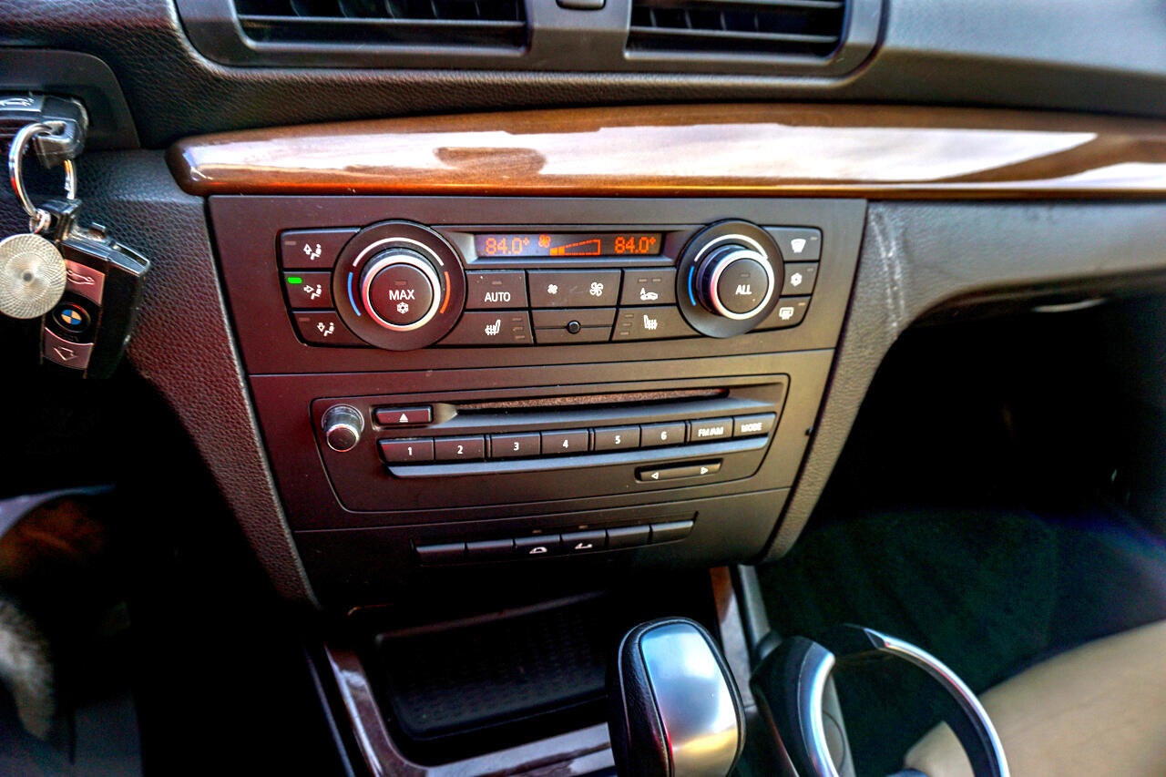 Used 2012 BMW 128i Convertible image 17