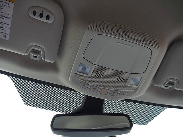 Used 2024 Ford Edge Titanium image 46