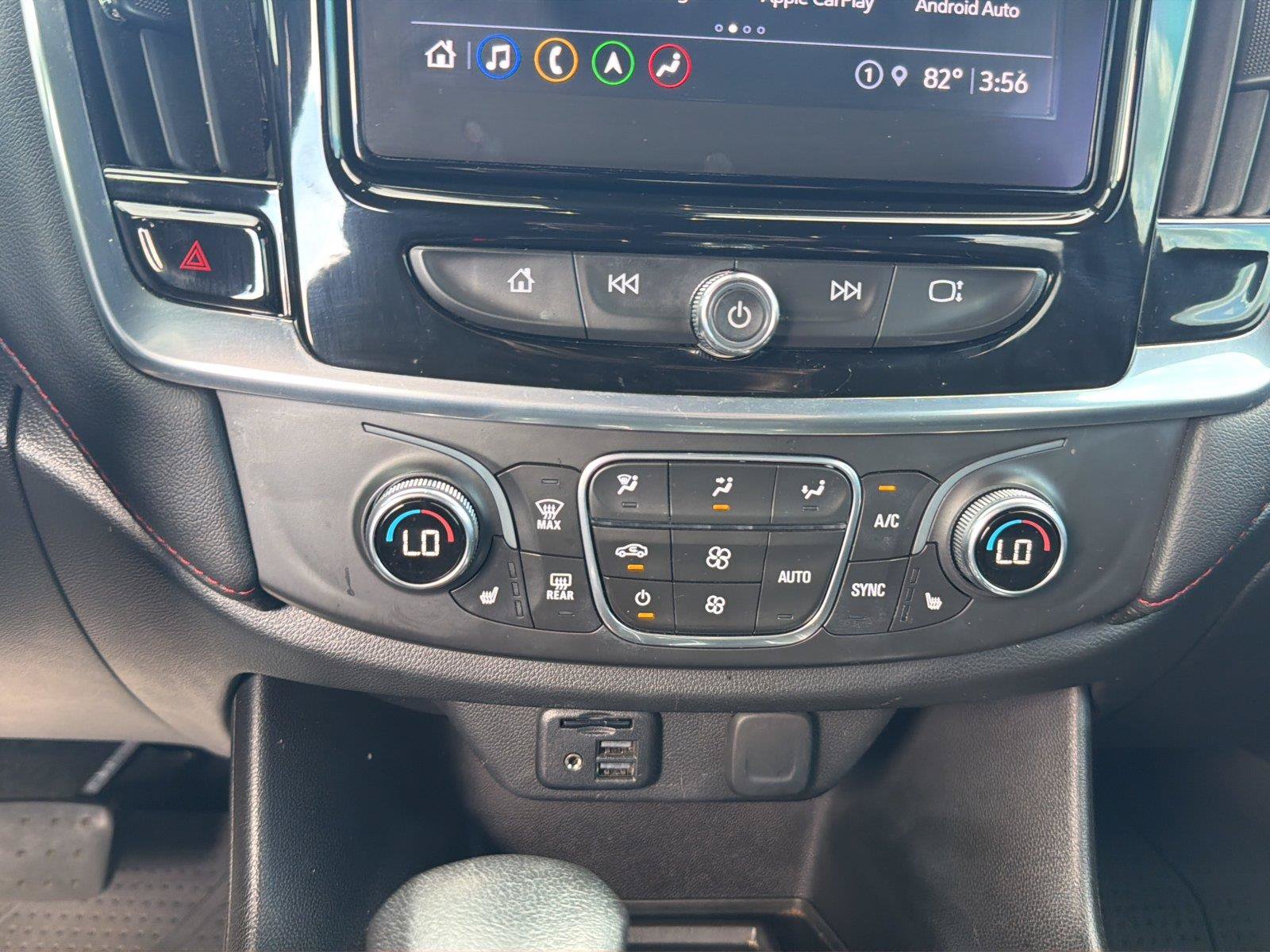 Used 2022 Chevrolet Traverse RS FWD image 18