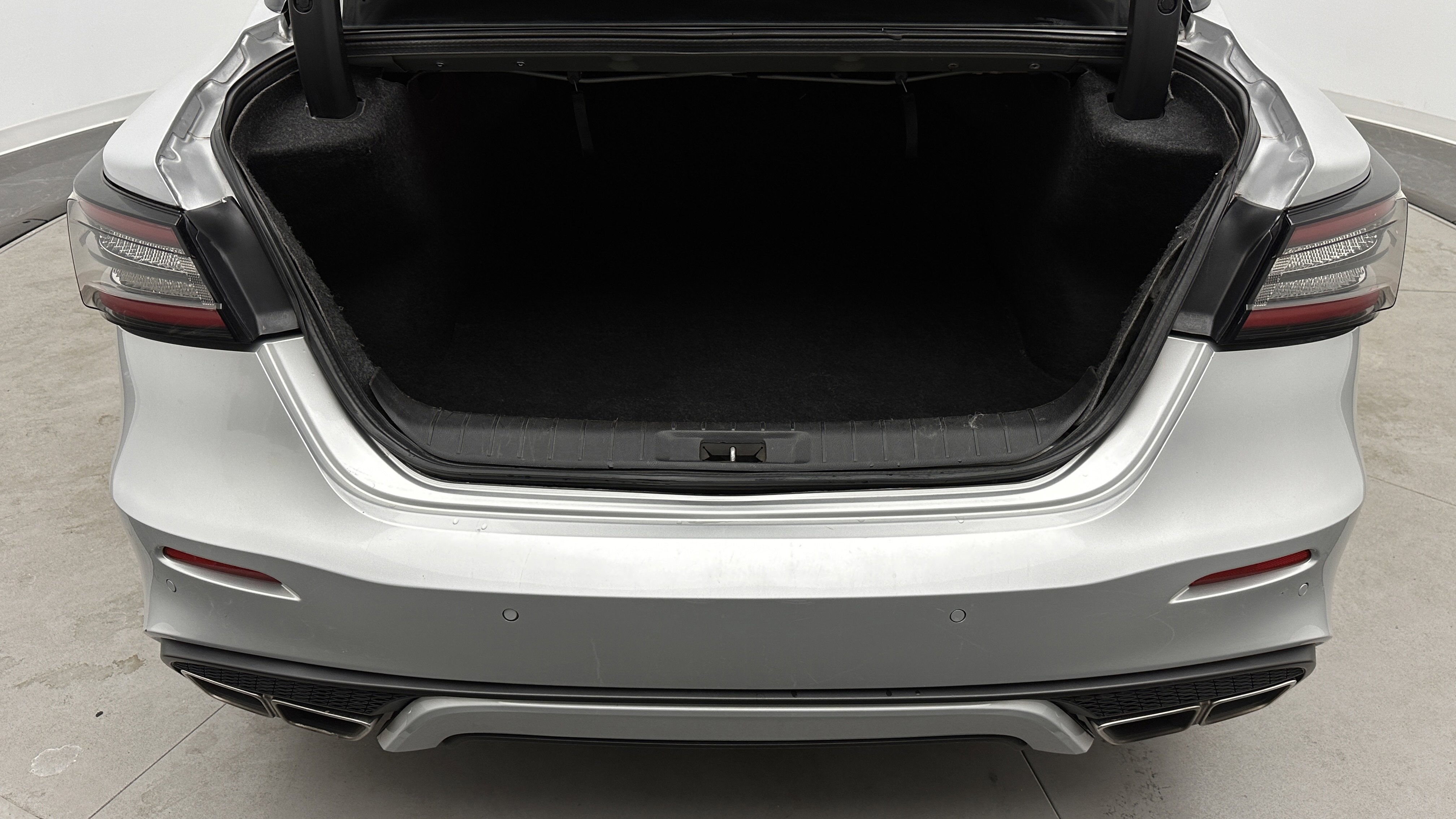 Used 2020 Nissan Maxima 3.5 SV w/ Floor Mat Group FWD image 29