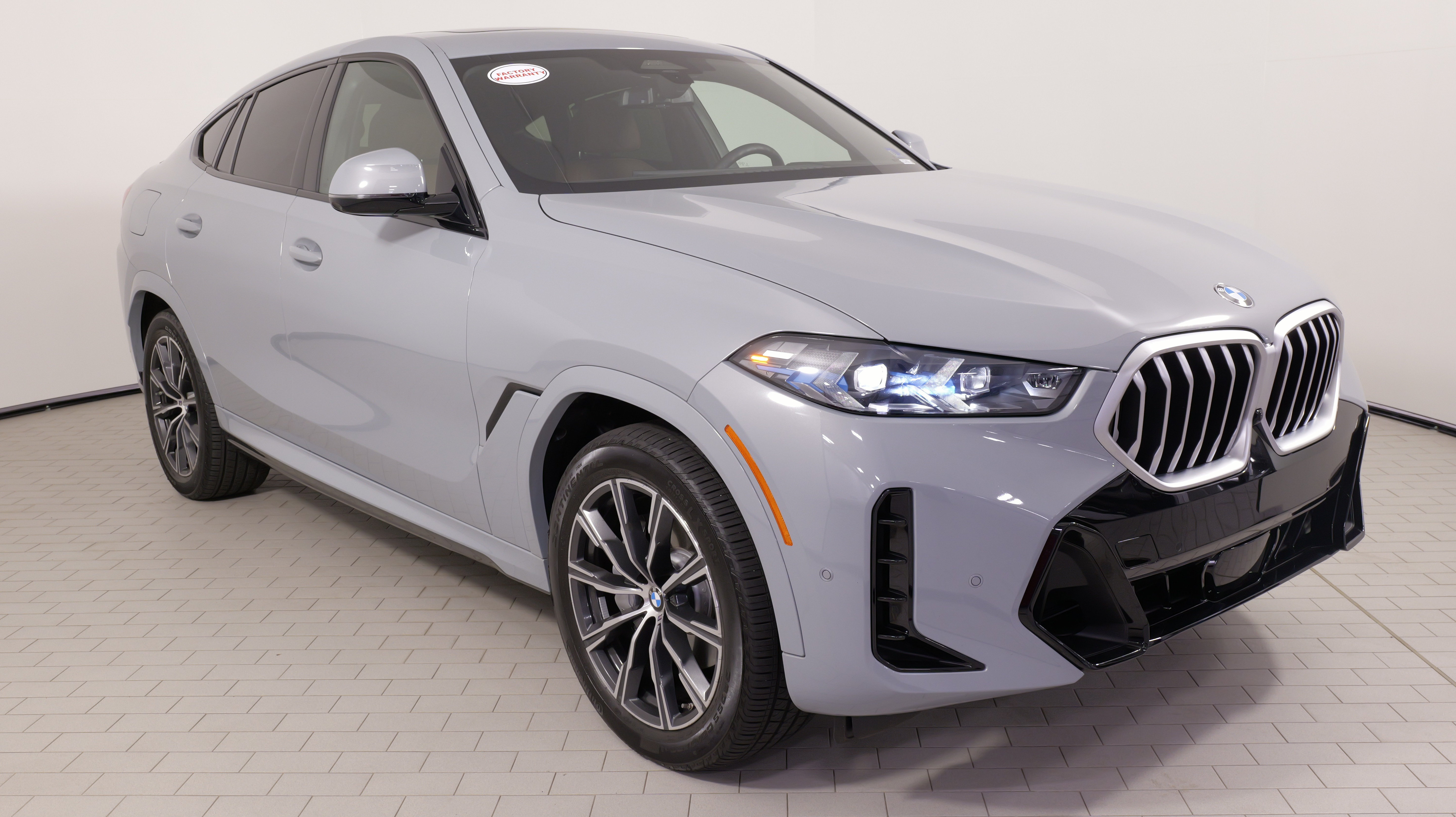 Used 2026 BMW X6 xDrive40i AWD/4WD image 6