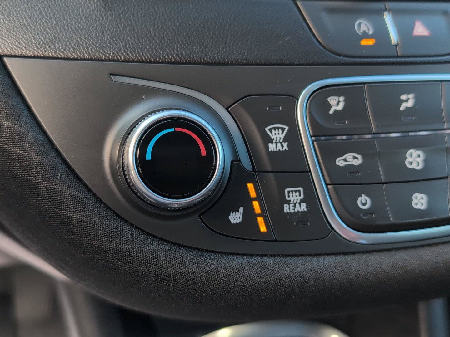 Used 2025 Chevrolet Malibu LT FWD image 30