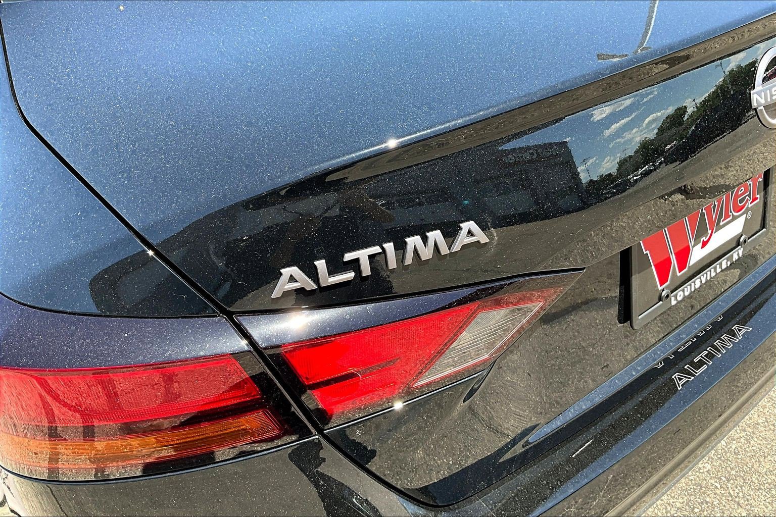 New 2026 Nissan Altima 2.5 SV w/ SV Premium Package FWD image 14